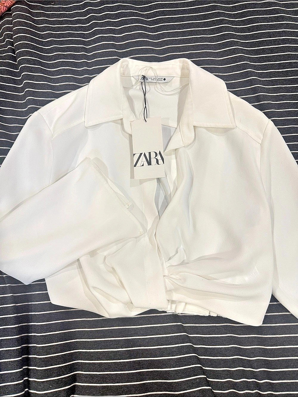 Zara White Cropped Top Size Small NWT